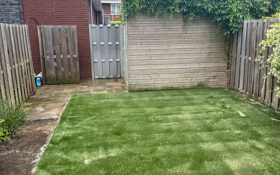 Herbestrating en kunstgras in Uithoorn